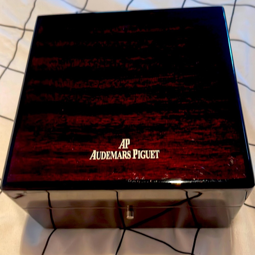 Audemars Piguet watch box